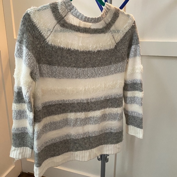 Loft Lou & Grey sweater Size XS - Picture 3 of 3